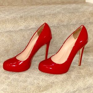 Alejandro Ingelimo by Vero Cuoio Pump